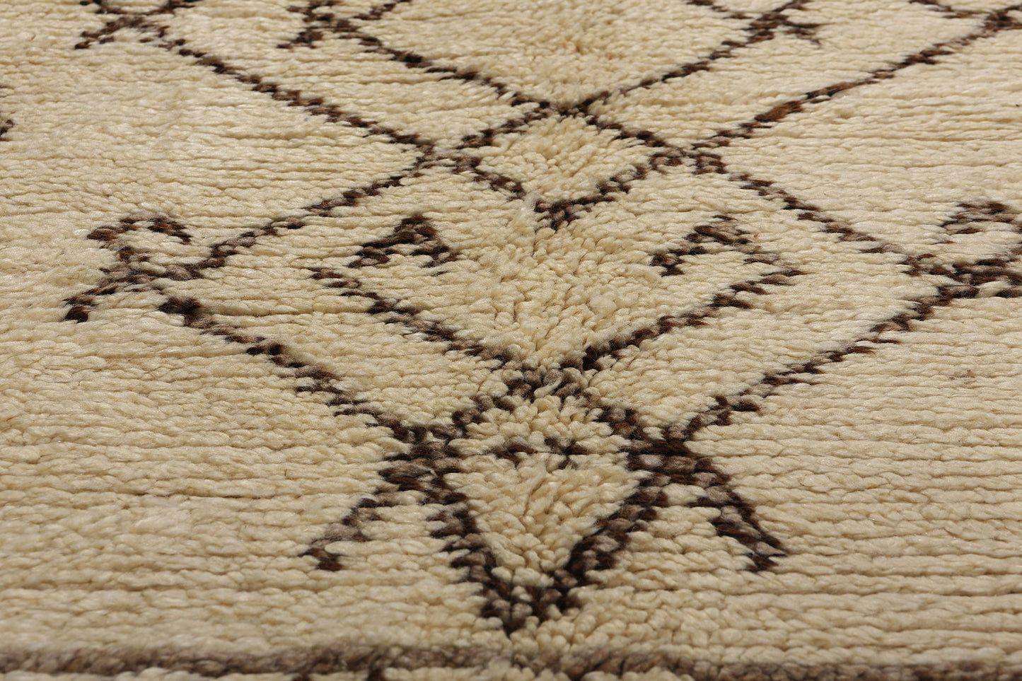 5 x 8 Vintage Neutral Moroccan Azilal Rug 21752