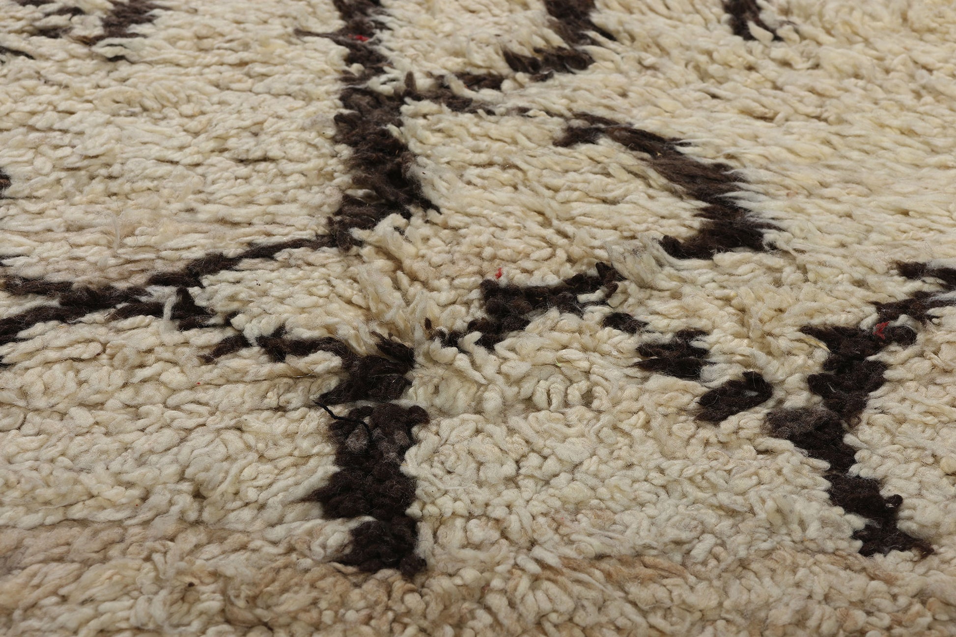 4 x 7 Vintage Neutral Talsint Moroccan Rug 21808