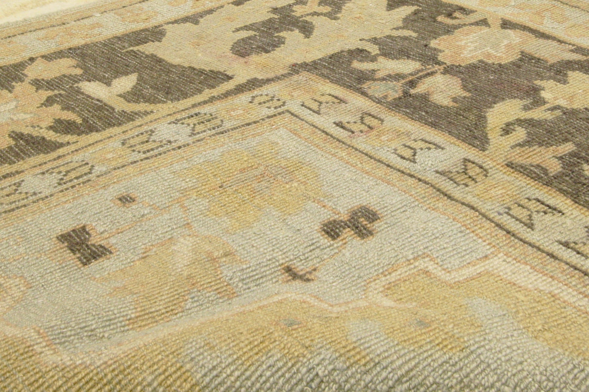 9 x 12 Vintage Earth-Tone Indian Rug 76691