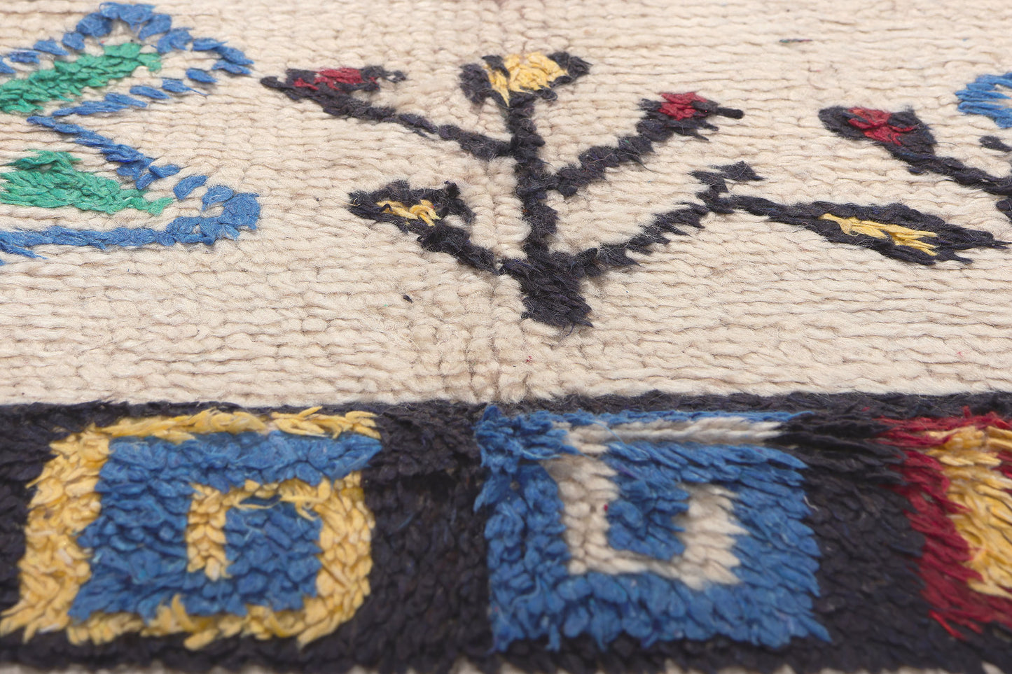 5 x 9 Colorful Vintage Moroccan Azilal Rug 20320