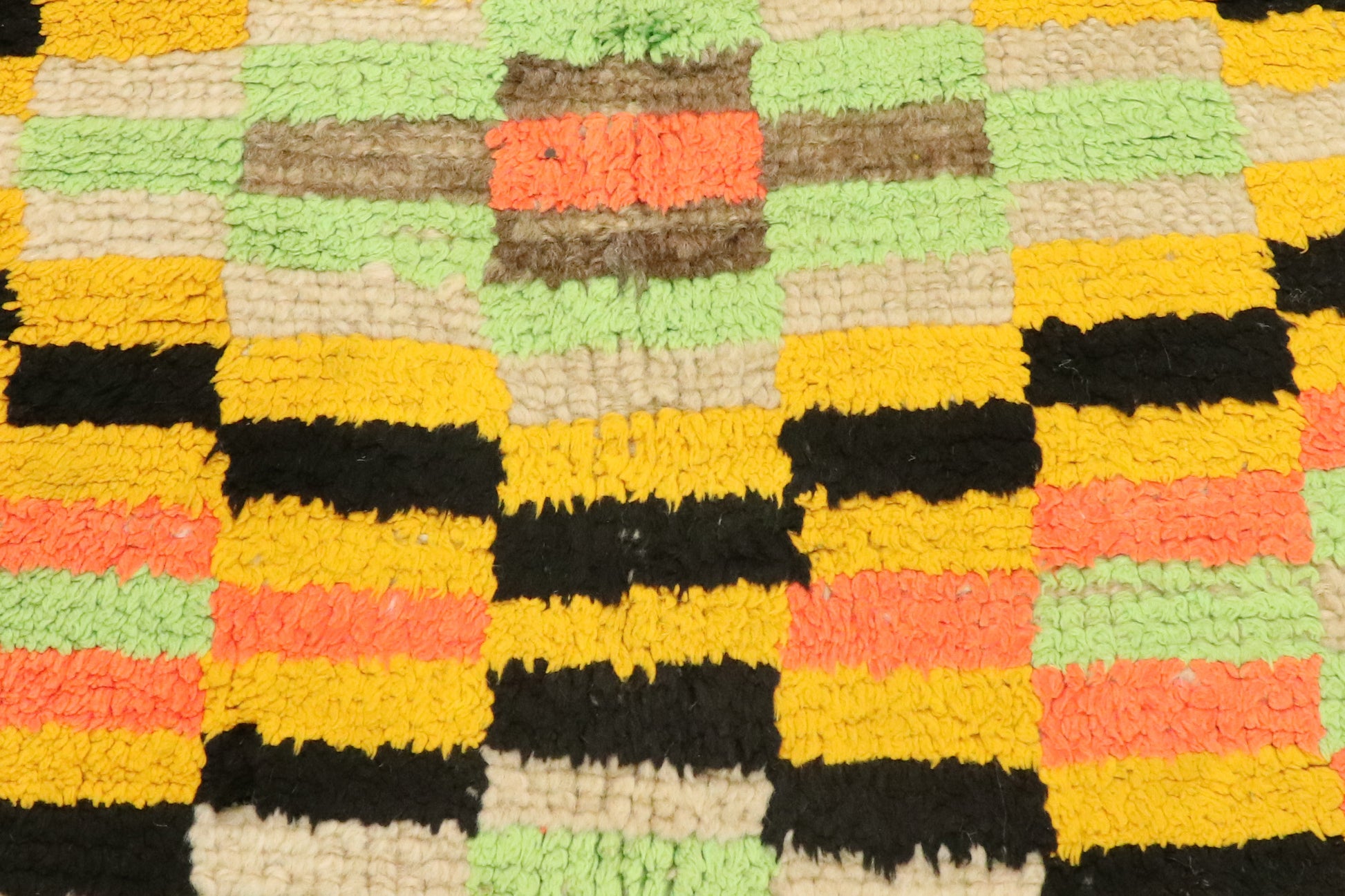4 x 7 Vintage Boujad Moroccan Rug 20574