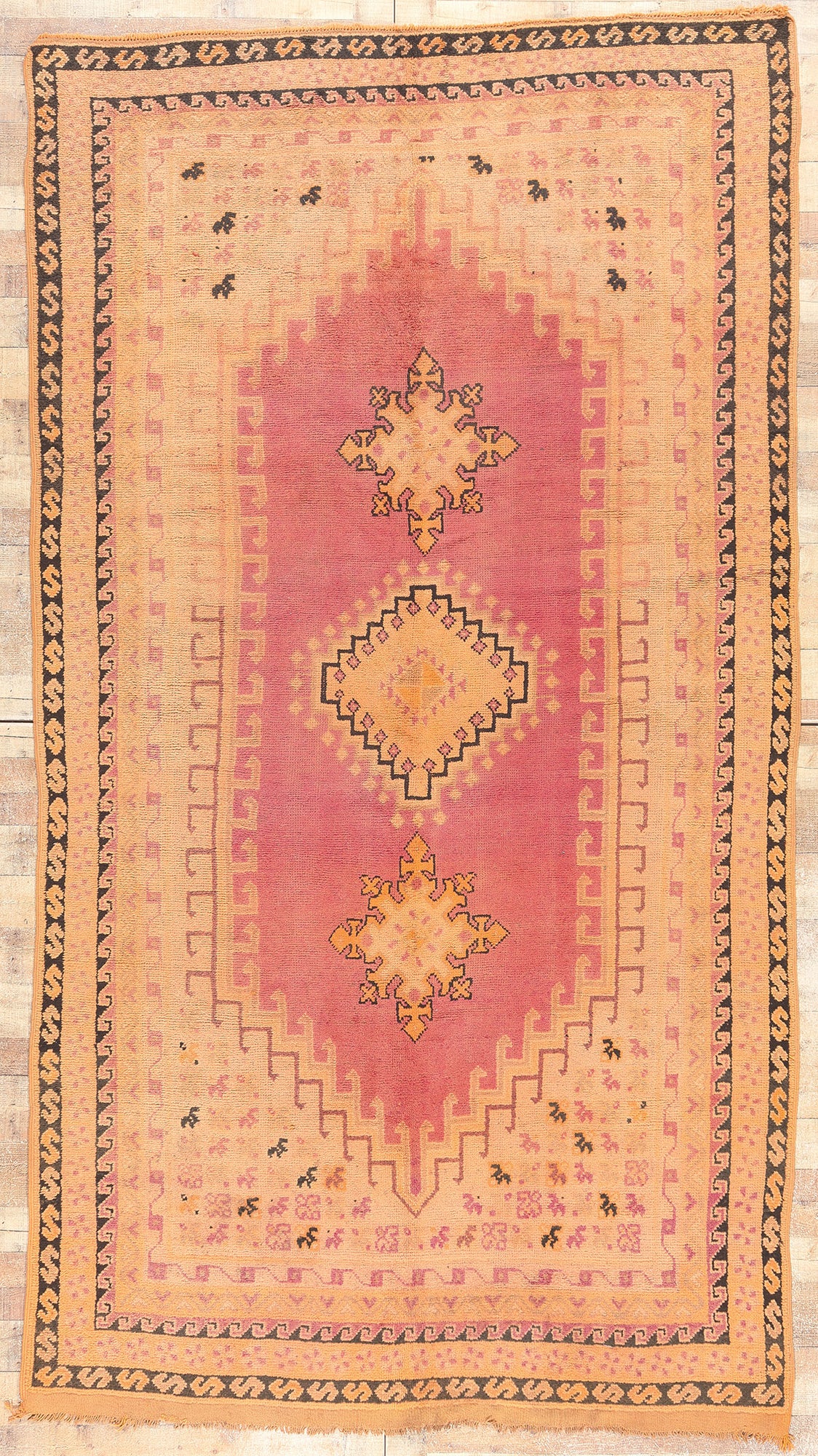 6 x 11 Vintage Taznakht Moroccan Rug 20186