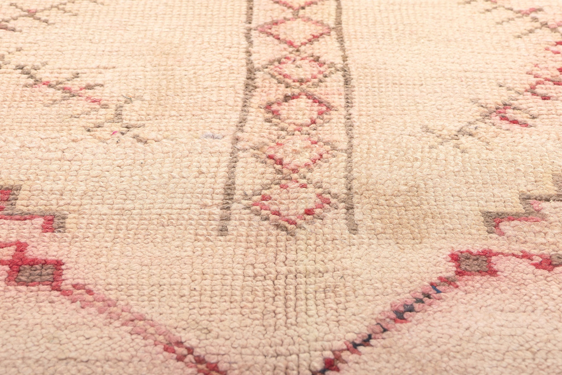 6 x 9 Vintage Neutral Moroccan Rug 20238