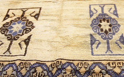 5 x 8 Vintage Moroccan Azilal Rug 20756