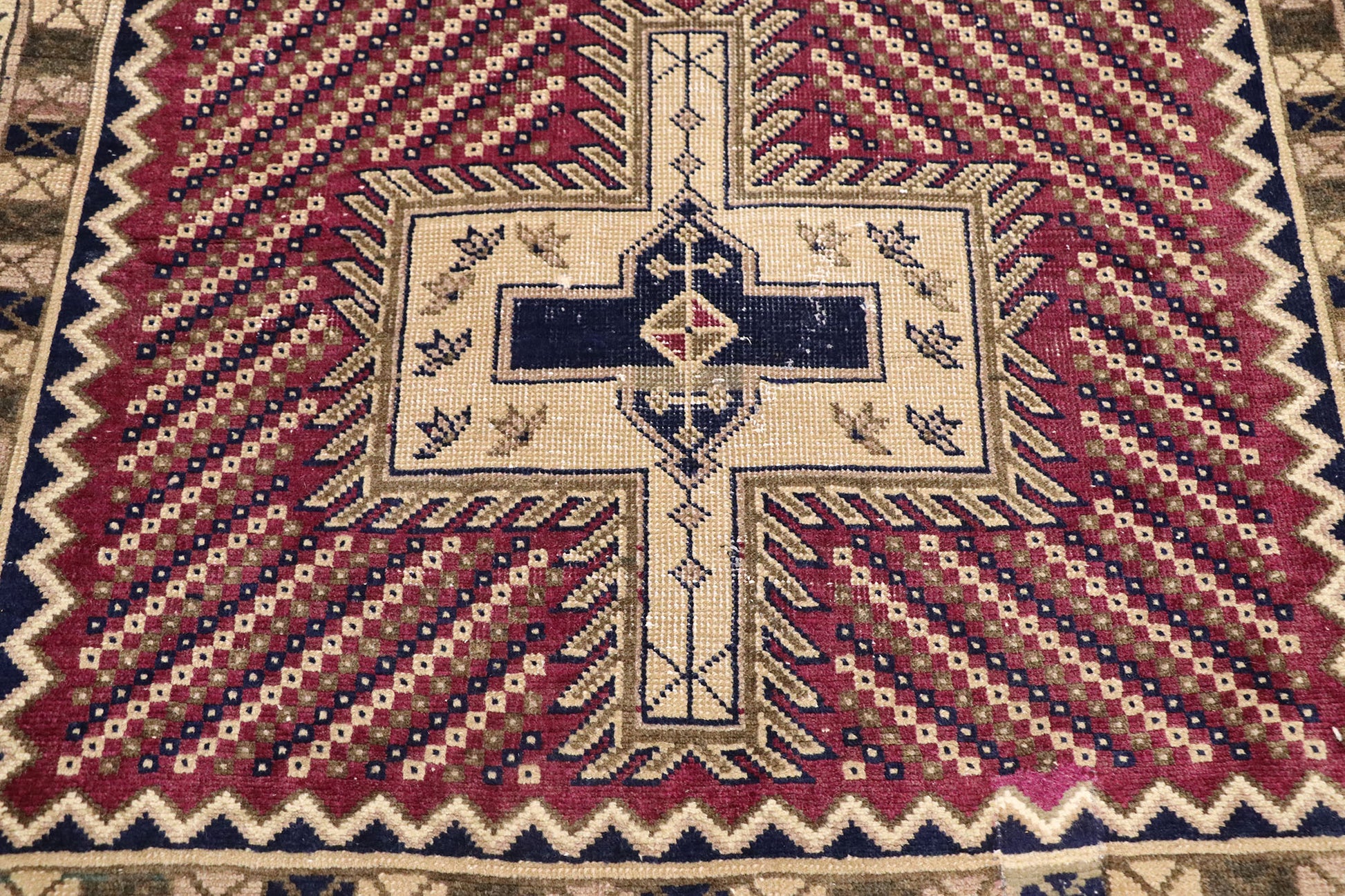 3 x 6 Vintage Persian Bijar Rug 78017
