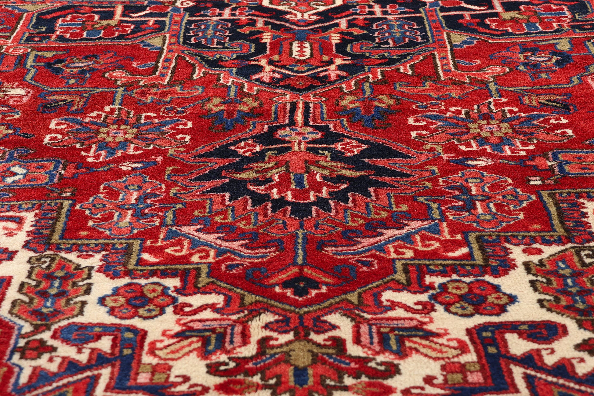 8 x 12 Vintage Persian Heriz Rug 90008