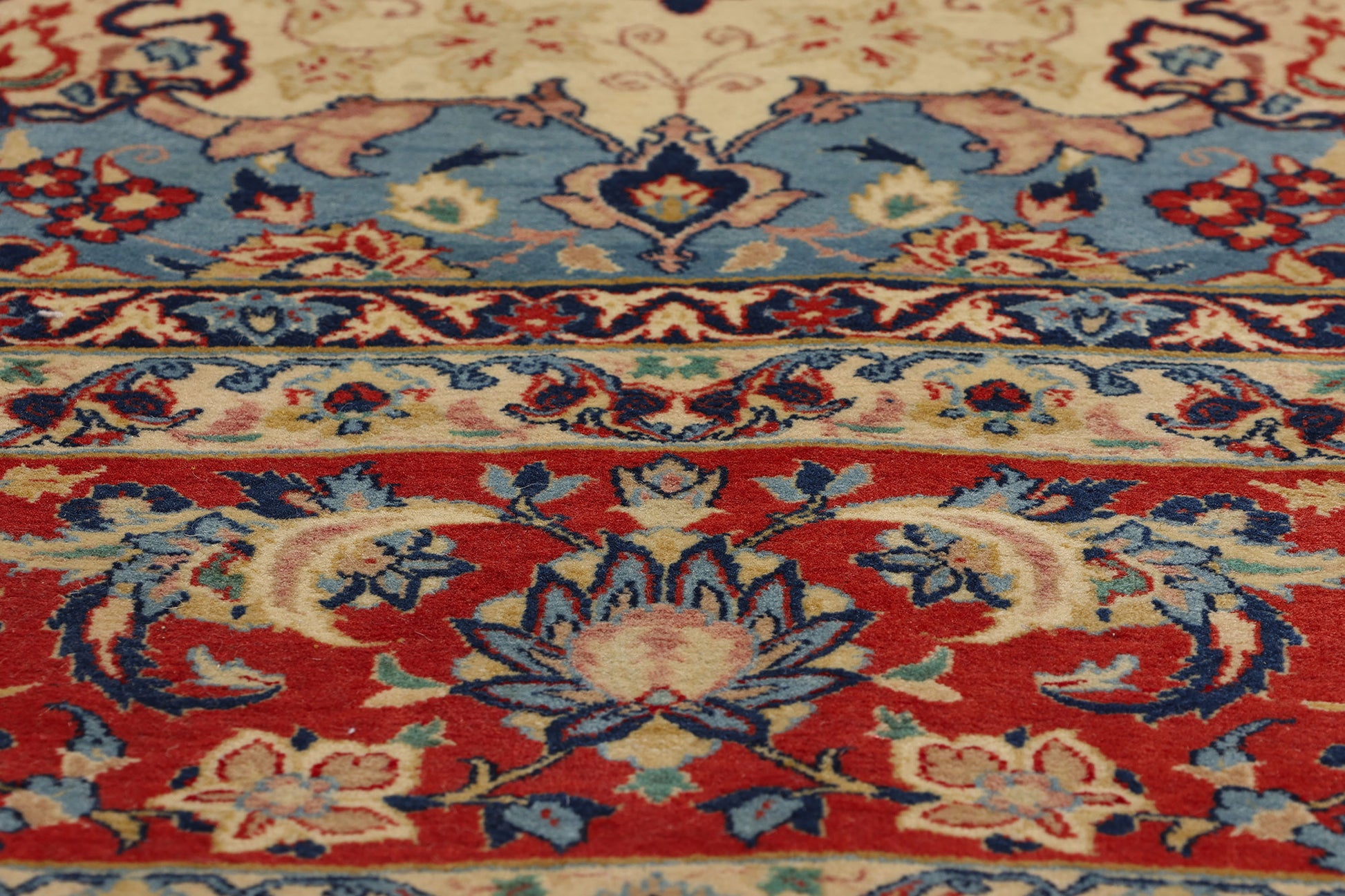 5 x 8 Vintage Persian Isfahan Rug 78721