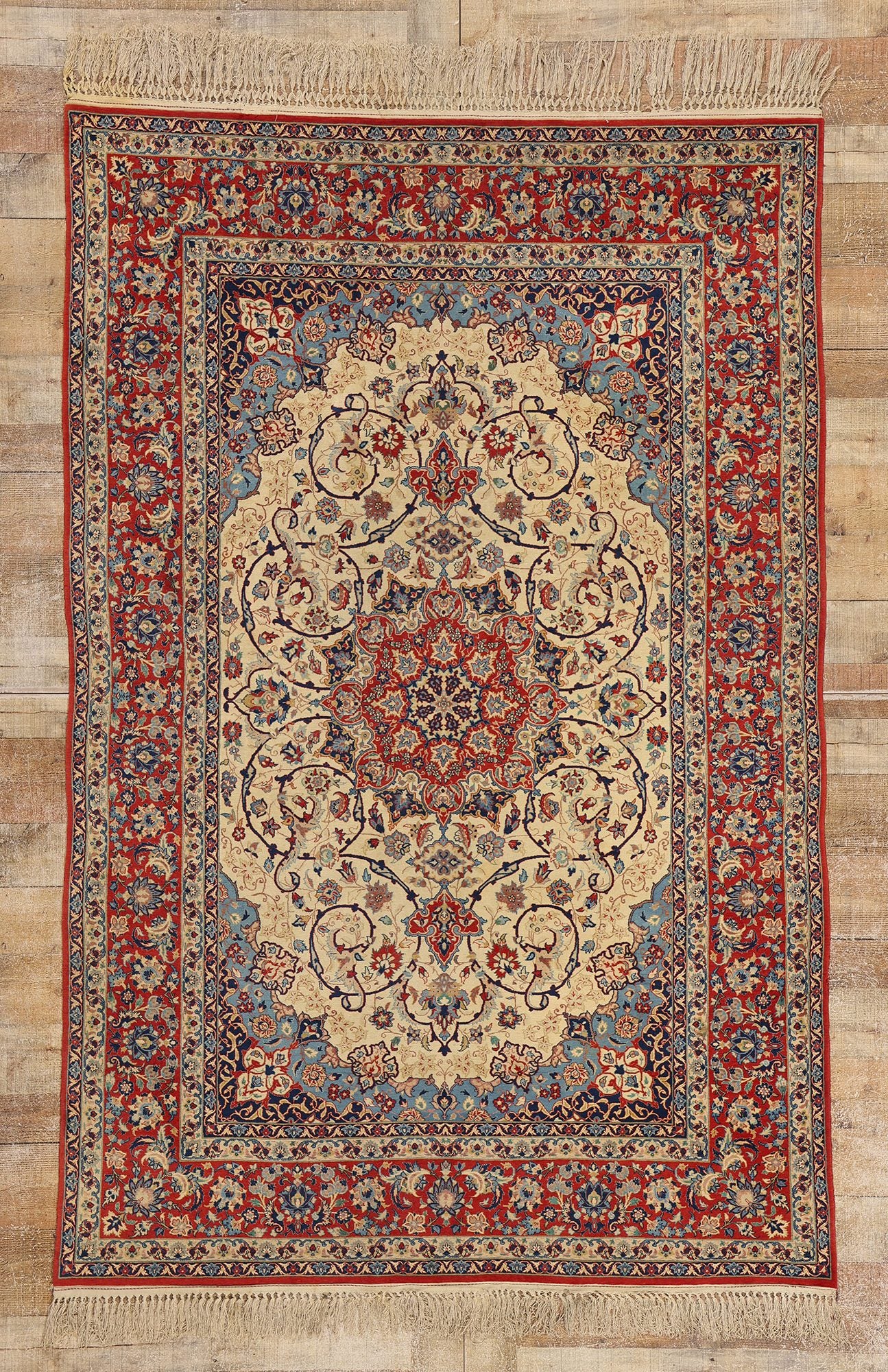 5 x 8 Vintage Persian Isfahan Rug 78721