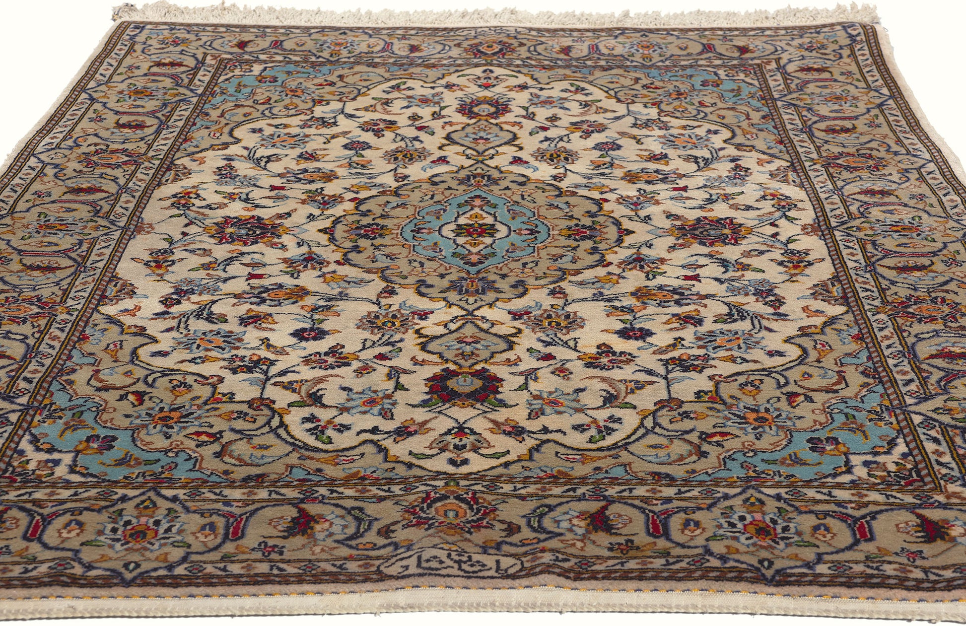 4 x 6 Vintage Persian Kashan Rug 78701