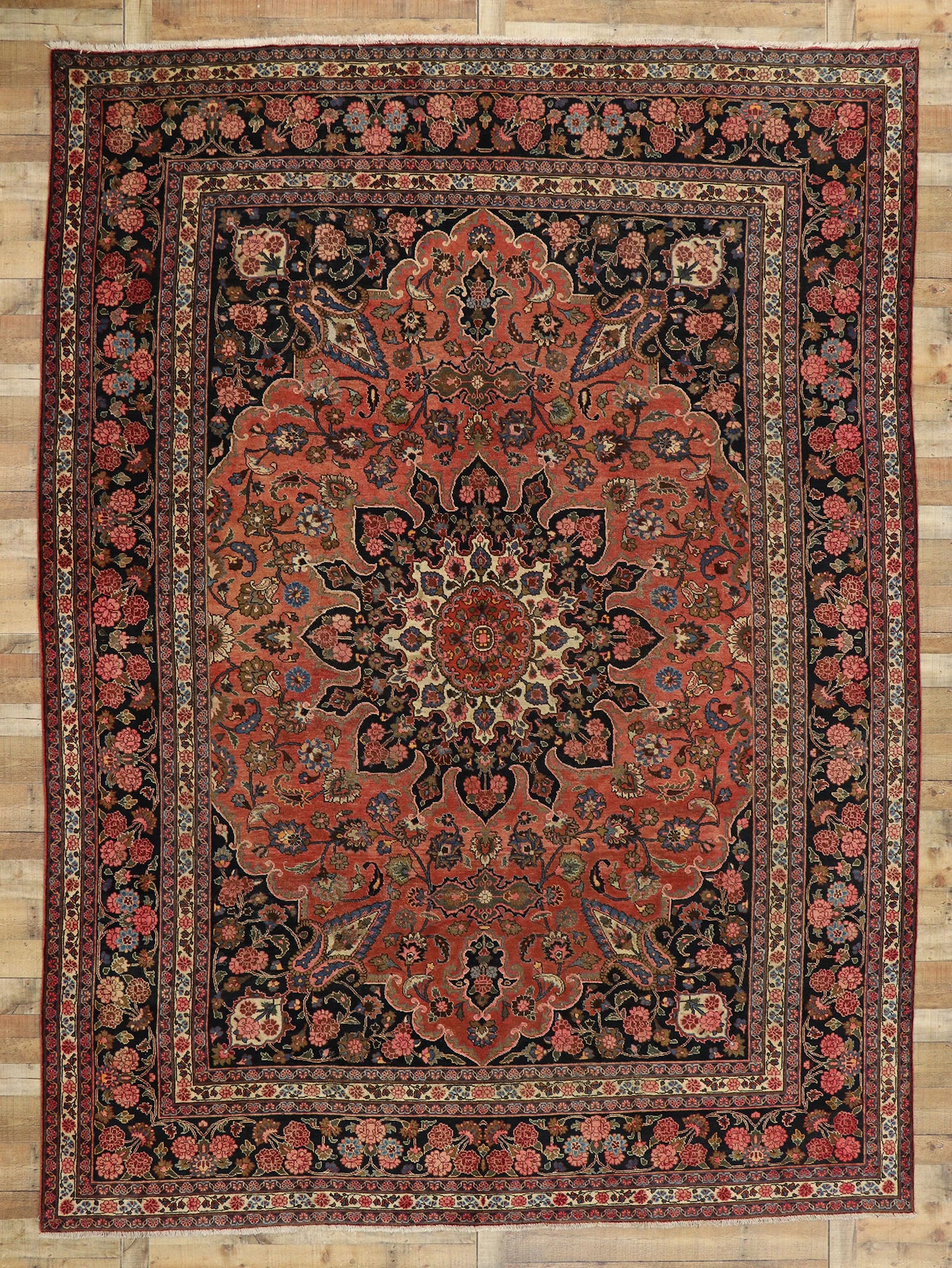 10 x 13 Vintage Persian Mashhad Rug 75141