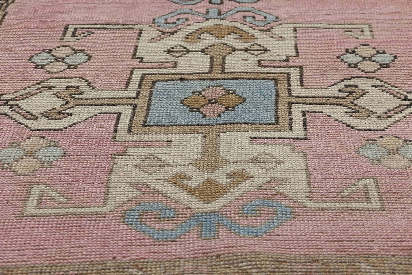 4 x 6 Vintage Pink Turkish Oushak Rug 53929