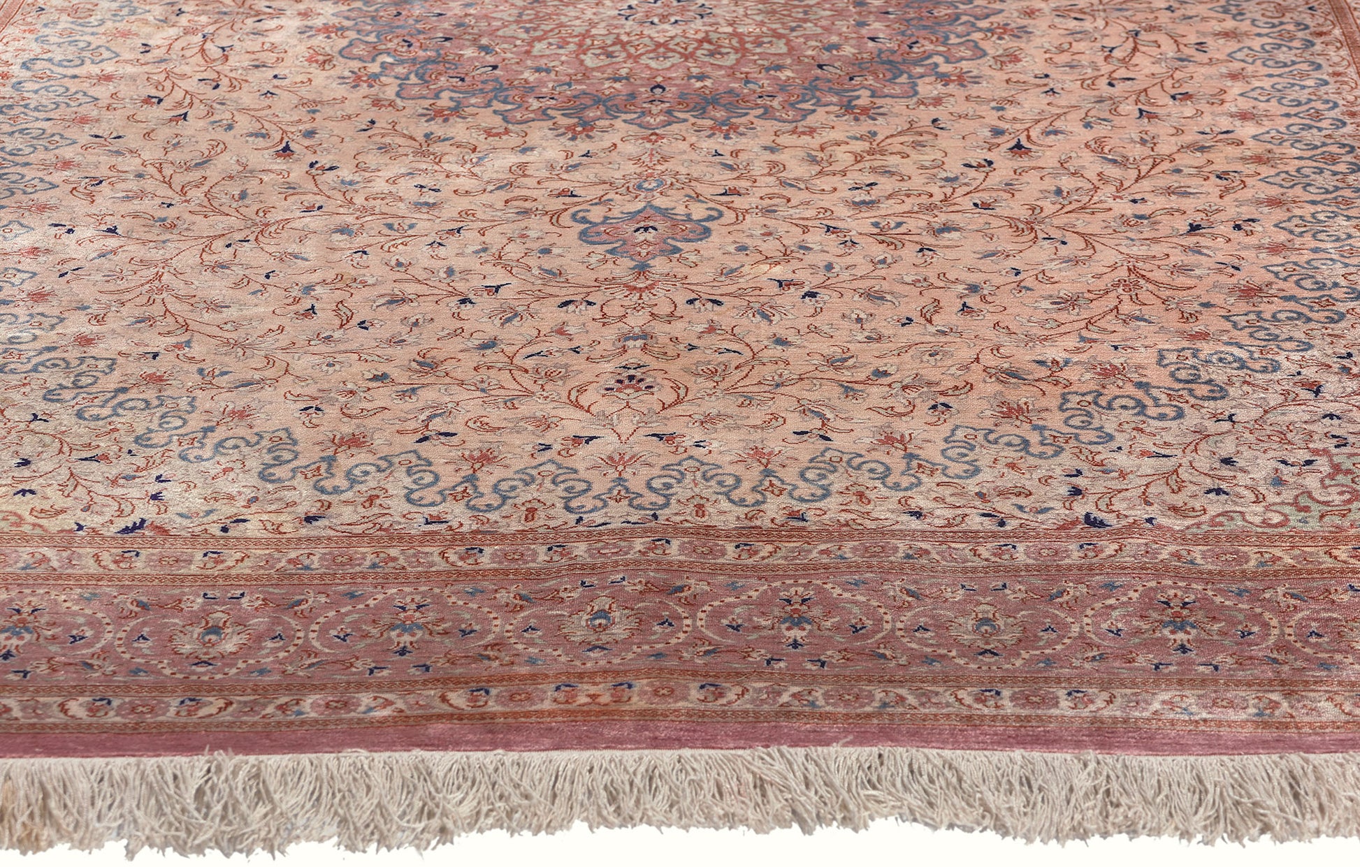 4 x 6 Vintage Persian Silk Qum Rug 78681