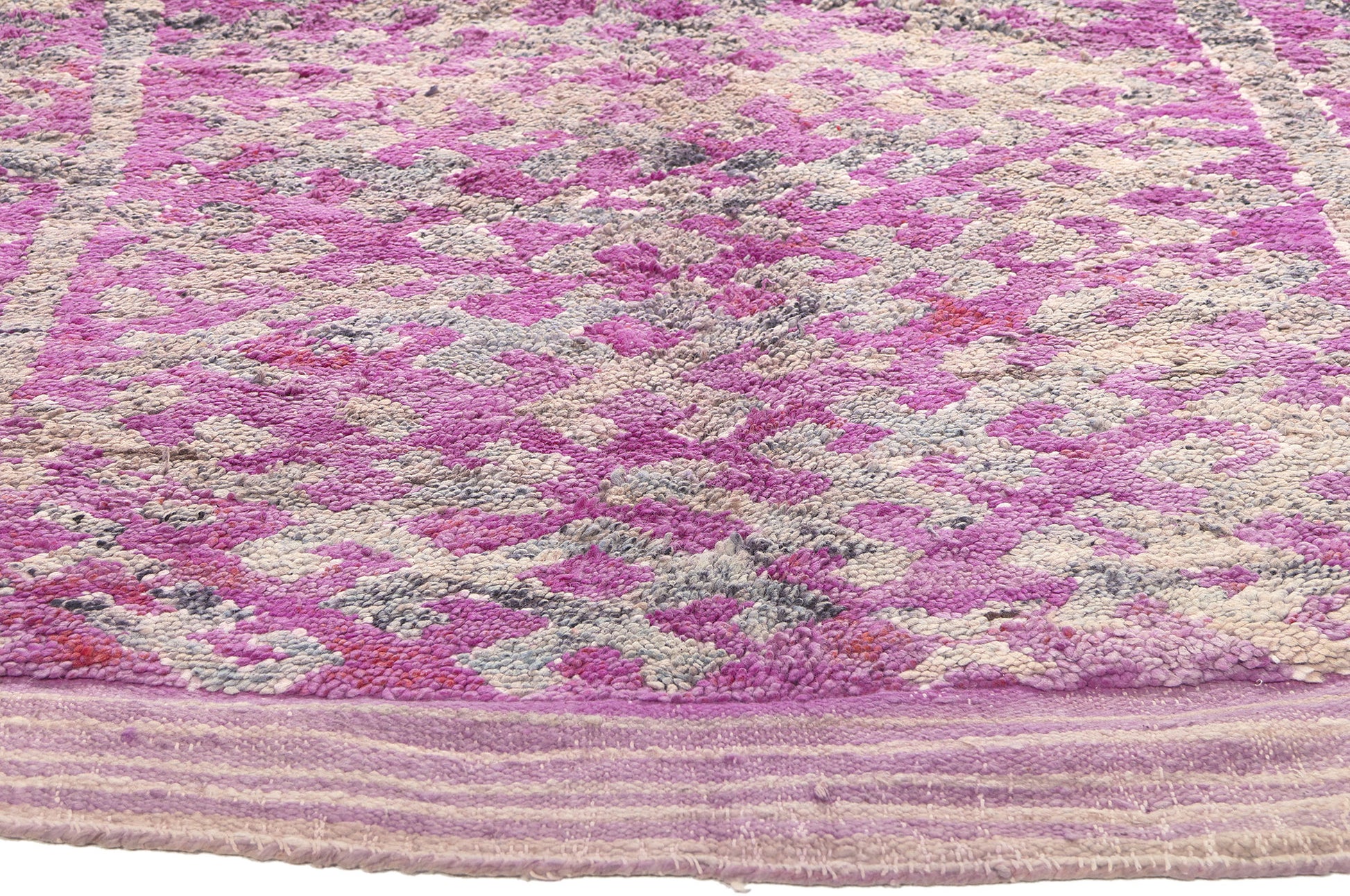6 x 11 Vintage Purple Boujad Moroccan Rug 20596