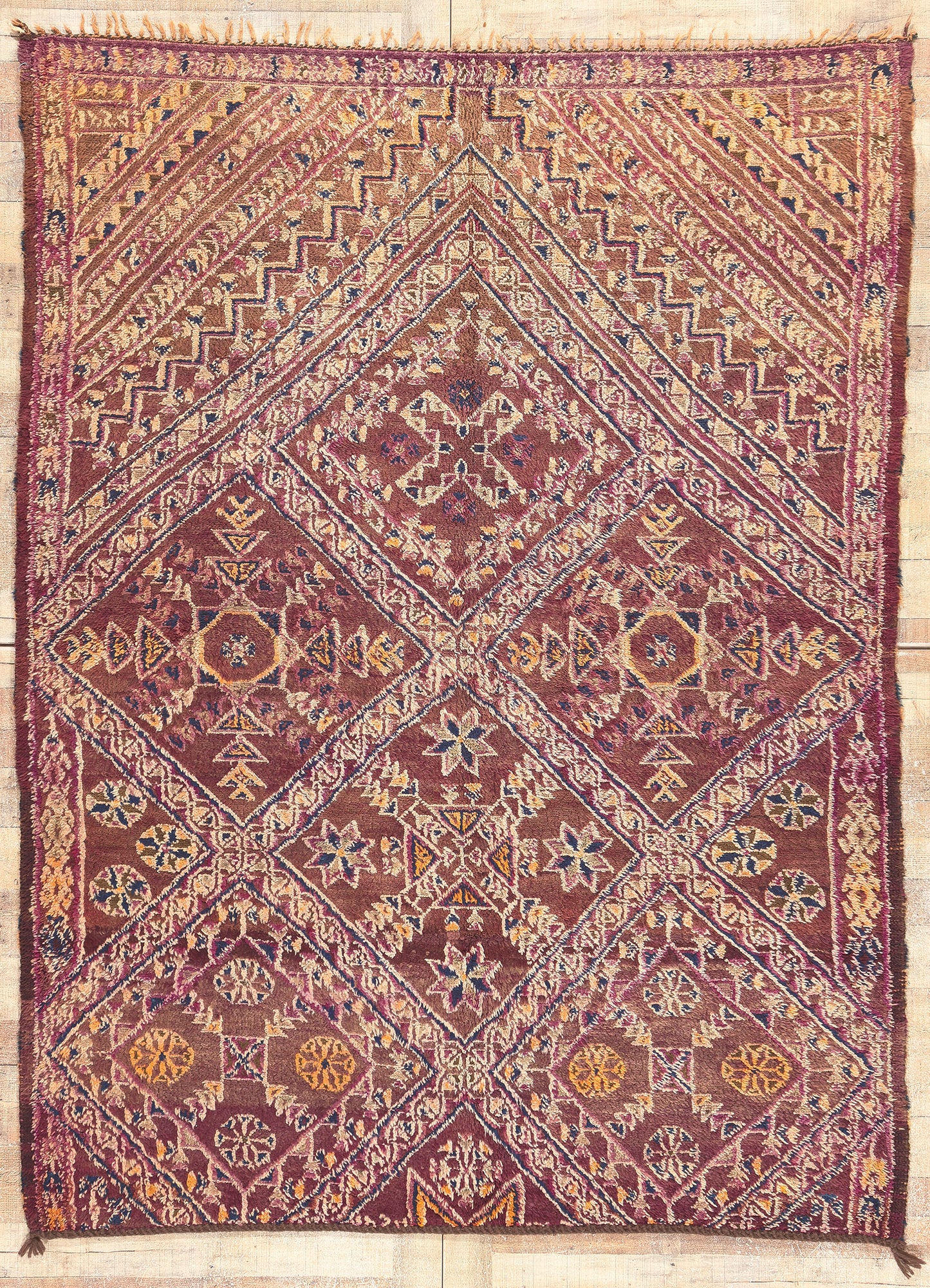 6 x 8 Vintage Purple Beni MGuild Moroccan Rug 20319