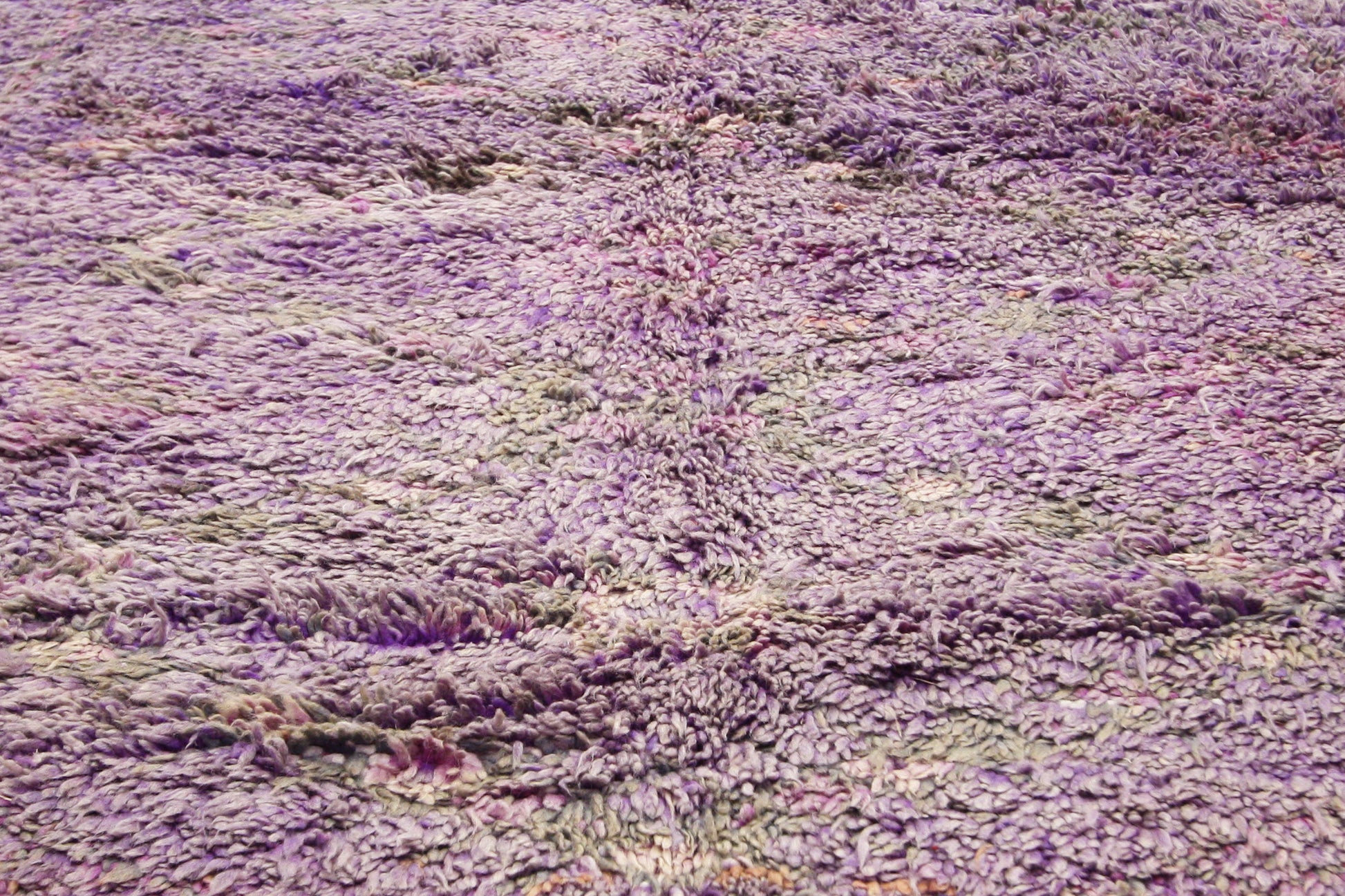 6 x 9 Vintage Purple Beni Mrirt Moroccan Rug 20753
