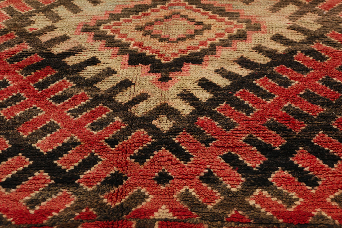 4 x 7 Vintage Red Talsint Moroccan Rug 21762
