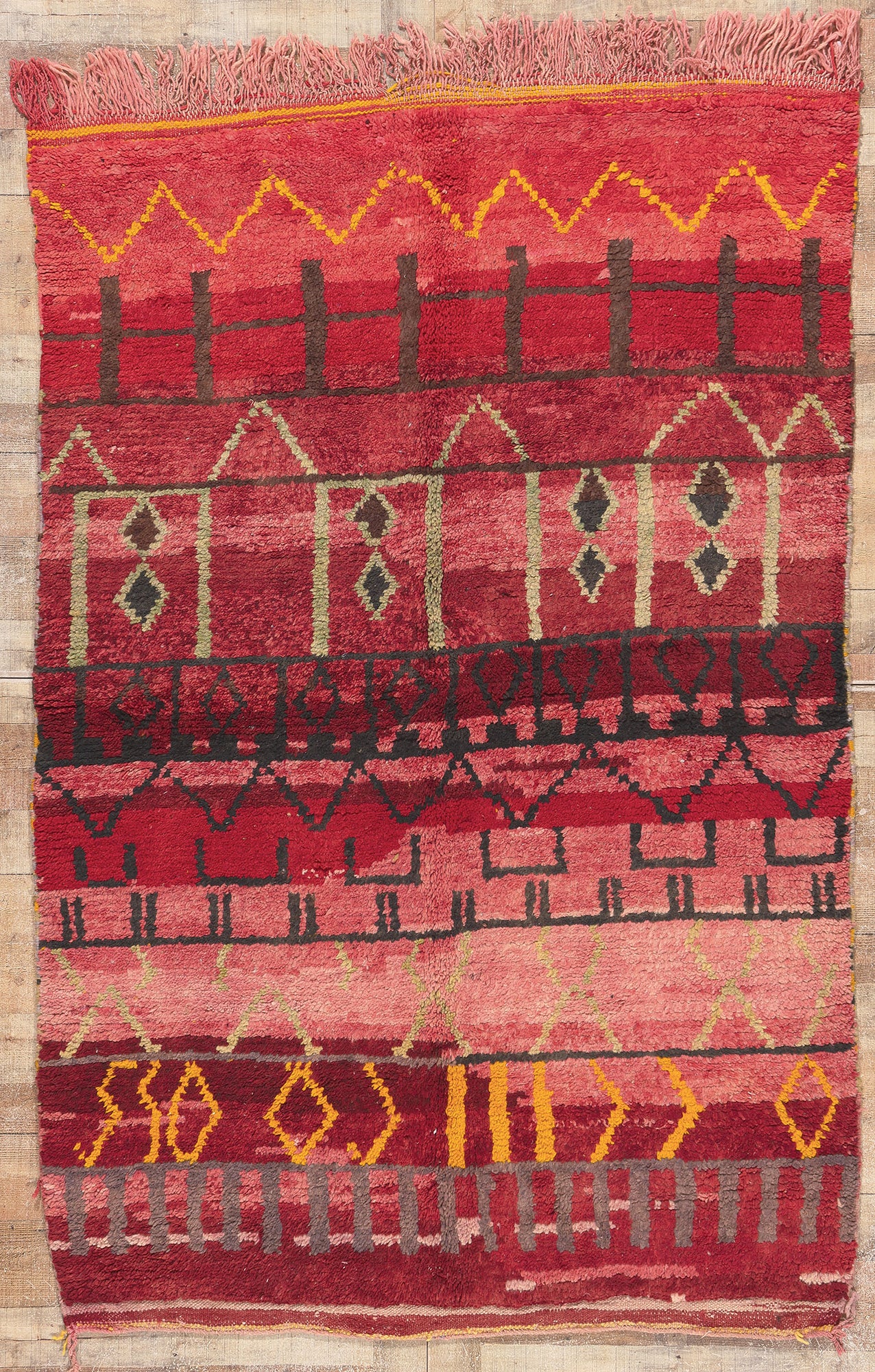 5 x 8 Vintage Red Rehamna Moroccan Rug 20288