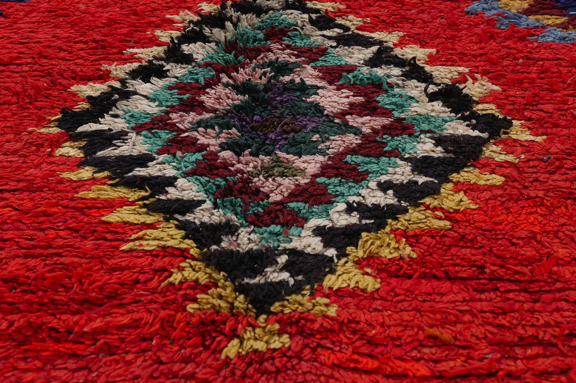 5 x 9 Vintage Red Boujad Moroccan Rug 21795