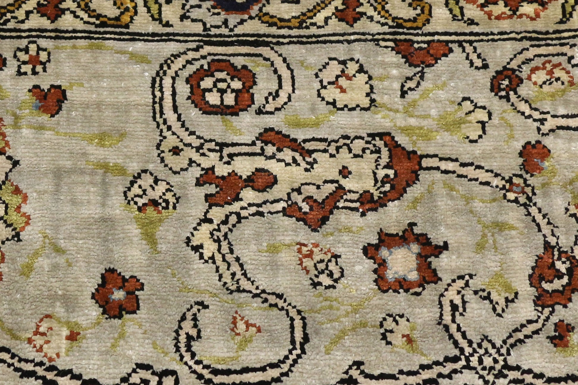 4 x 6 Vintage Turkish Silk Hereke Prayer Rug 77218