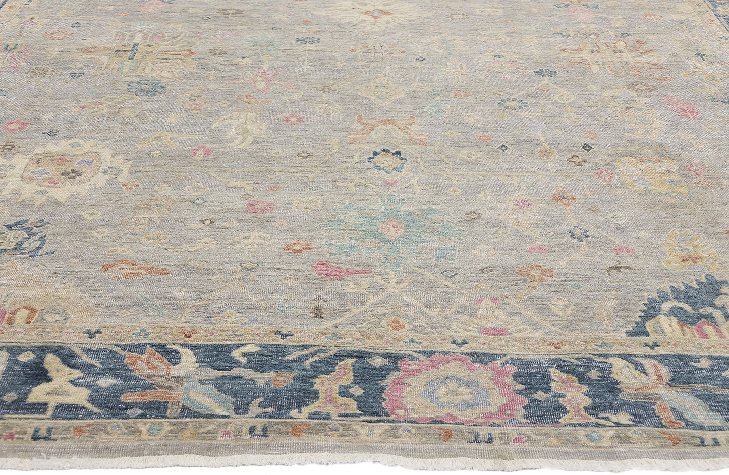 8 x 10 Vintage-Inspired Modern Gray Oushak Rug 31066