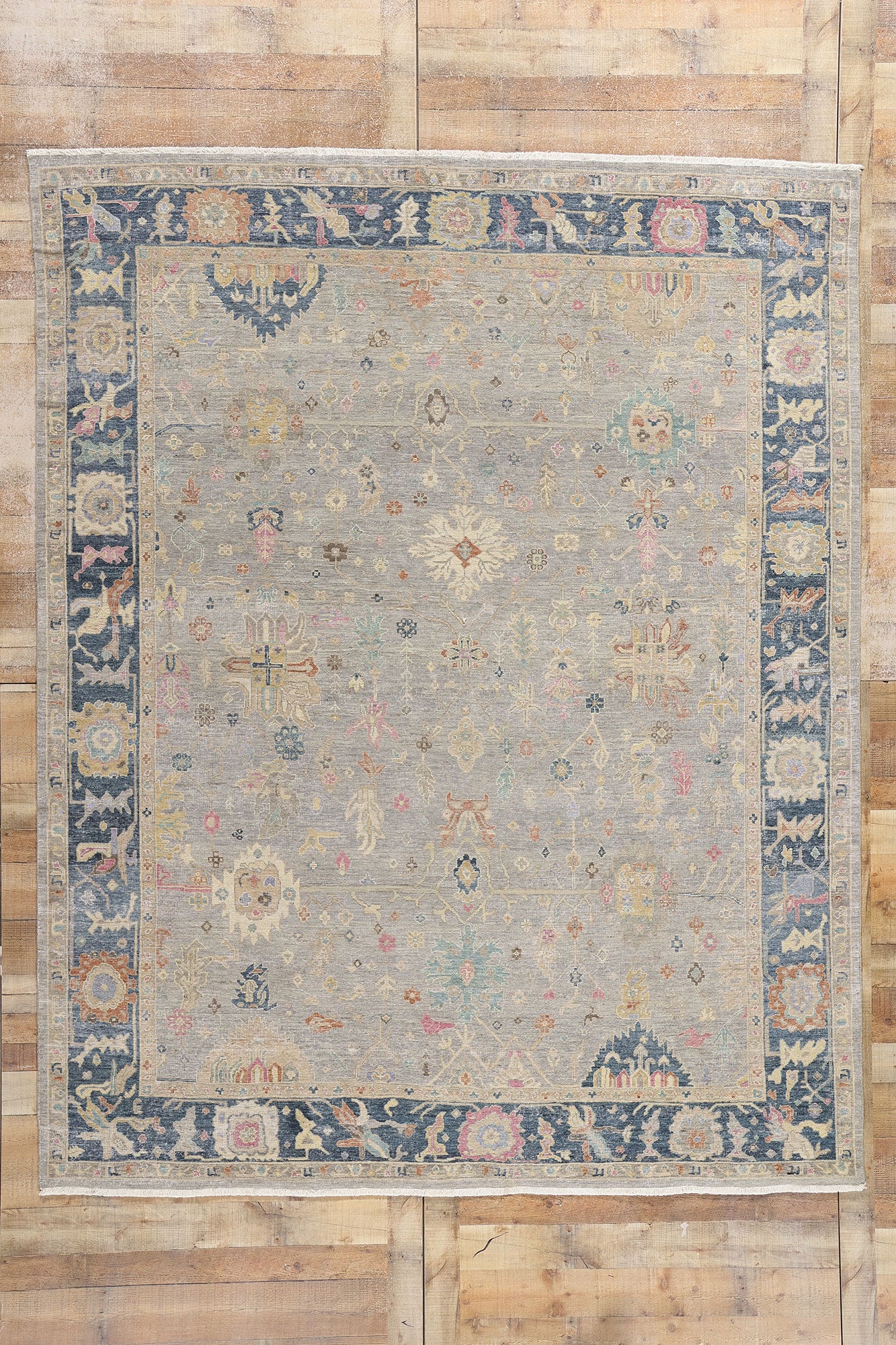8 x 10 Vintage-Inspired Modern Gray Oushak Rug 31066