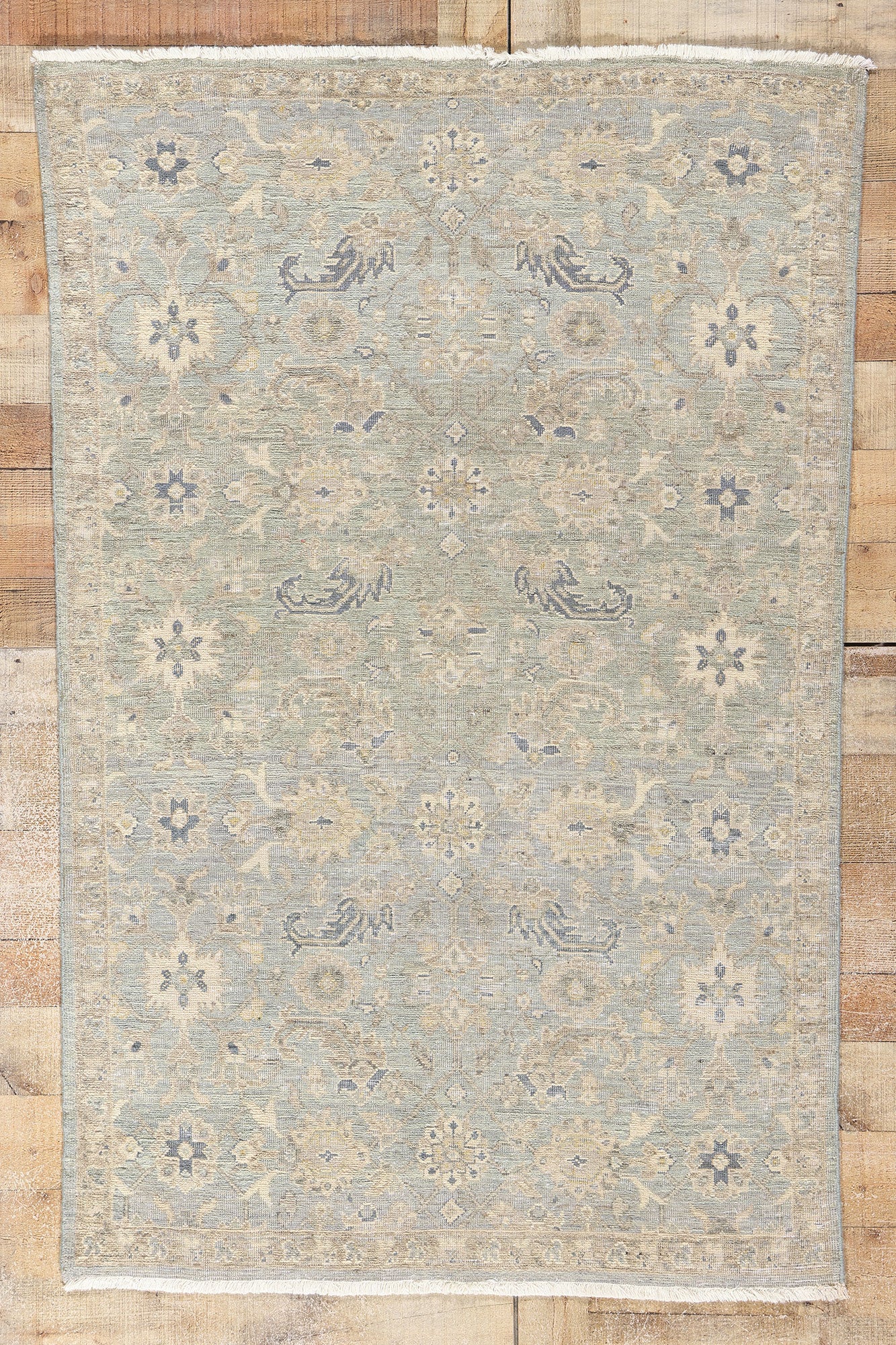 4 x 6 Vintage-Inspired Modern Oushak Rug 31072
