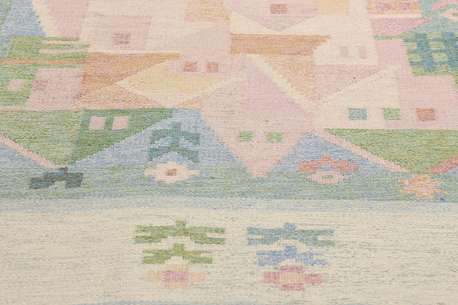 5 x 7 Vintage Swedish Pictorial Rollakan Rug 78819