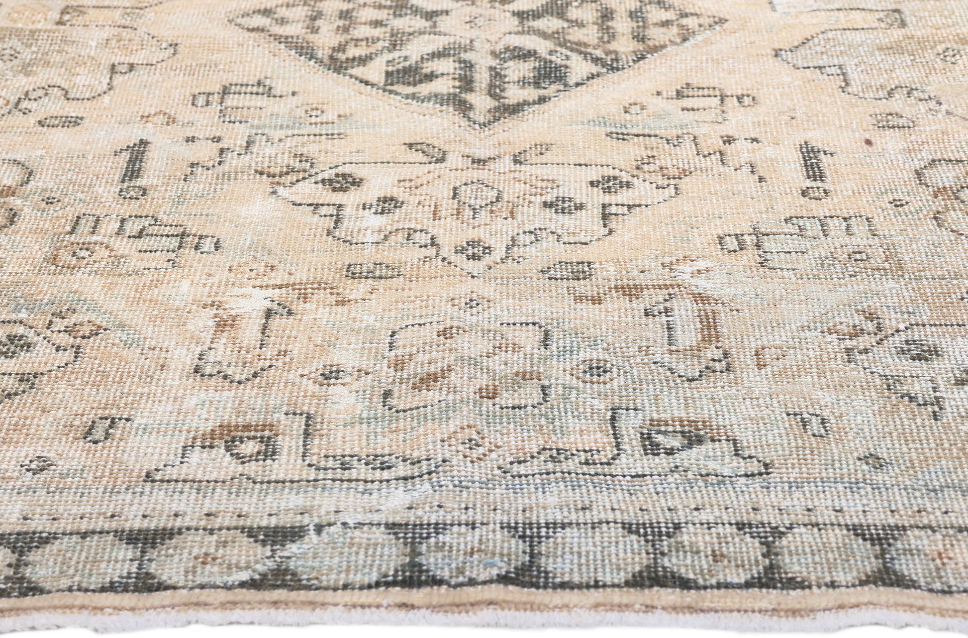 4 x 6 Antique-Worn Persian Mahal Rug 61274