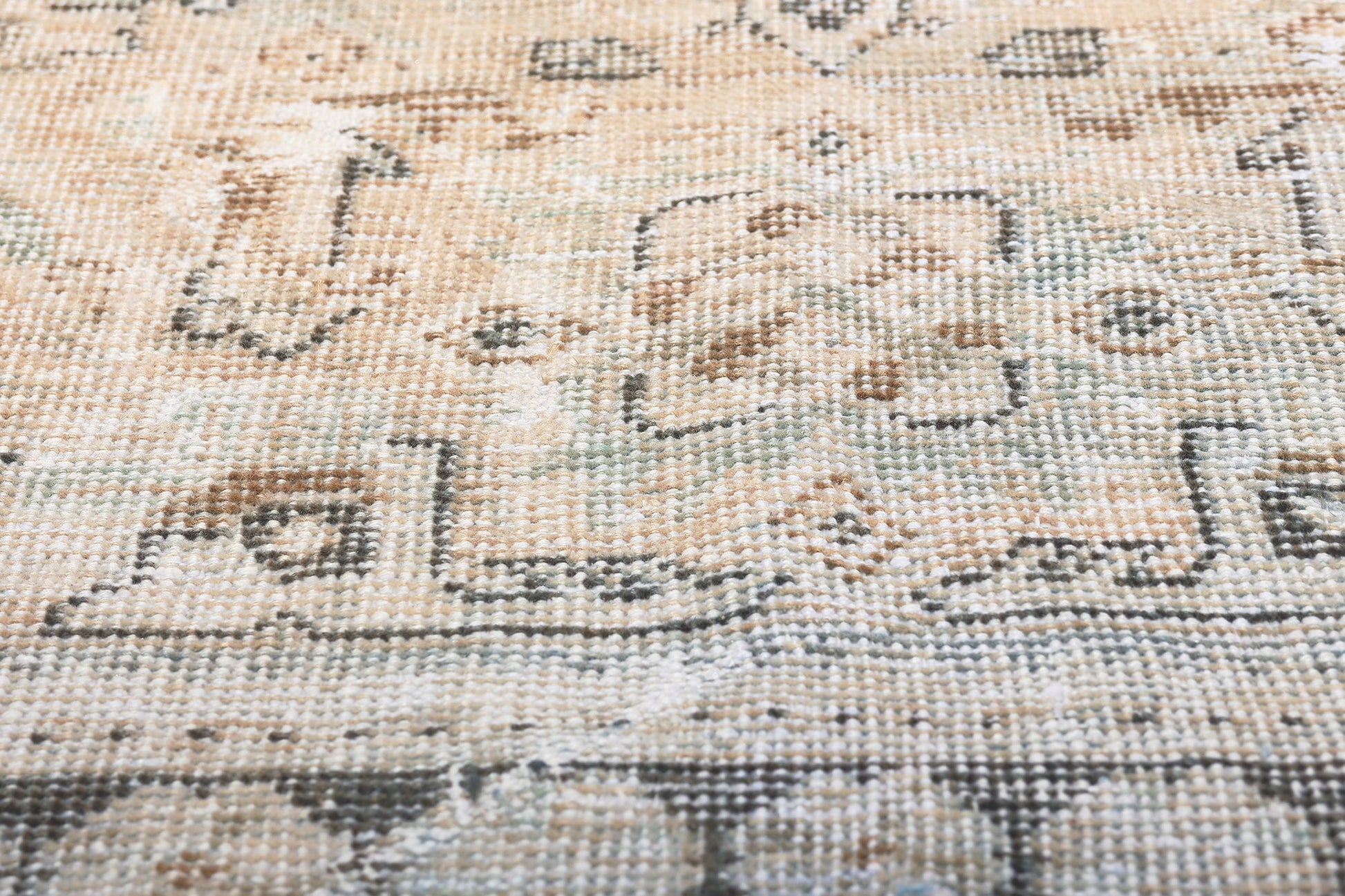 4 x 6 Antique-Worn Persian Mahal Rug 61274