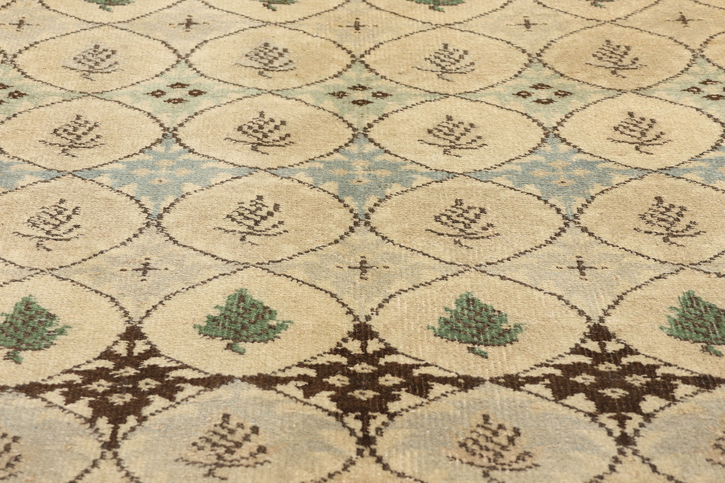 4 x 7 Vintage Turkish Sivas Rug 52150