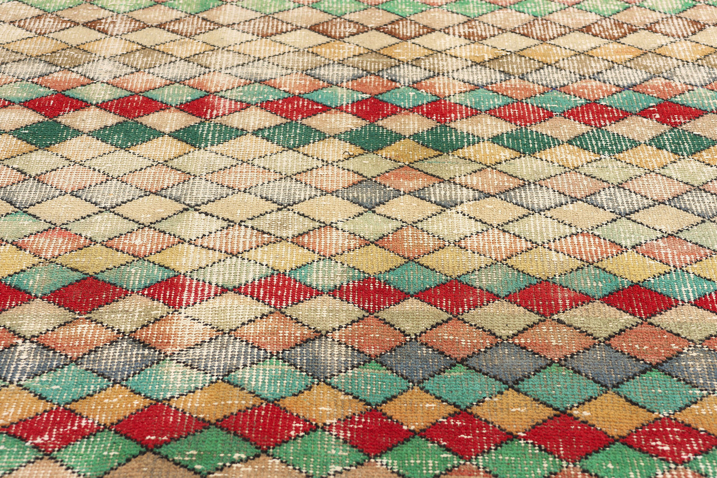 6 x 7 Zeki Muren Vintage Turkish Sivas Rug 53322
