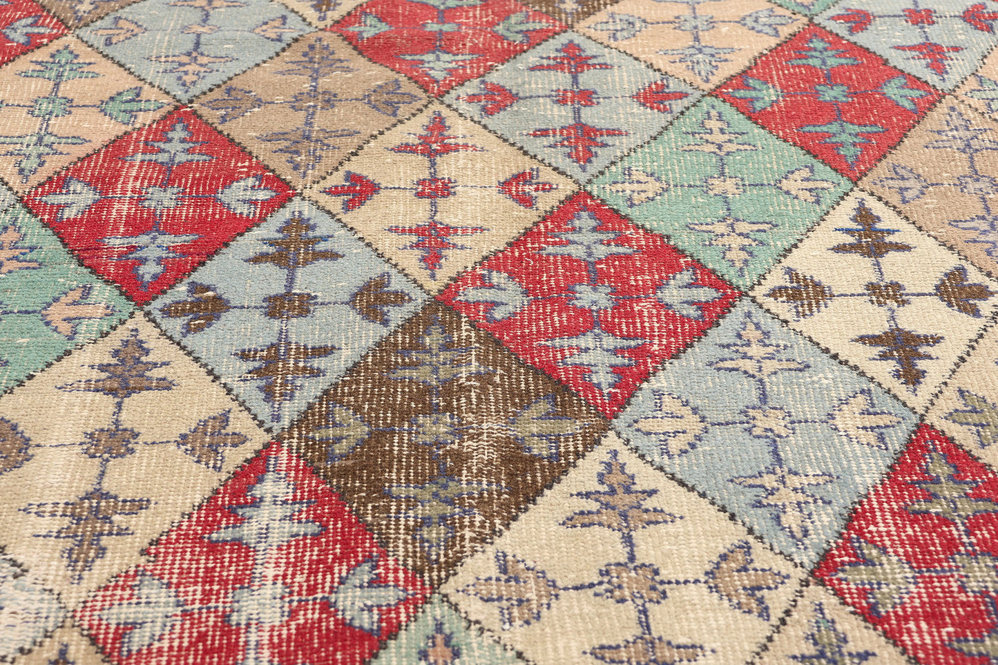 4 x 7 Zeki Muren Vintage Turkish Sivas Rug 51930