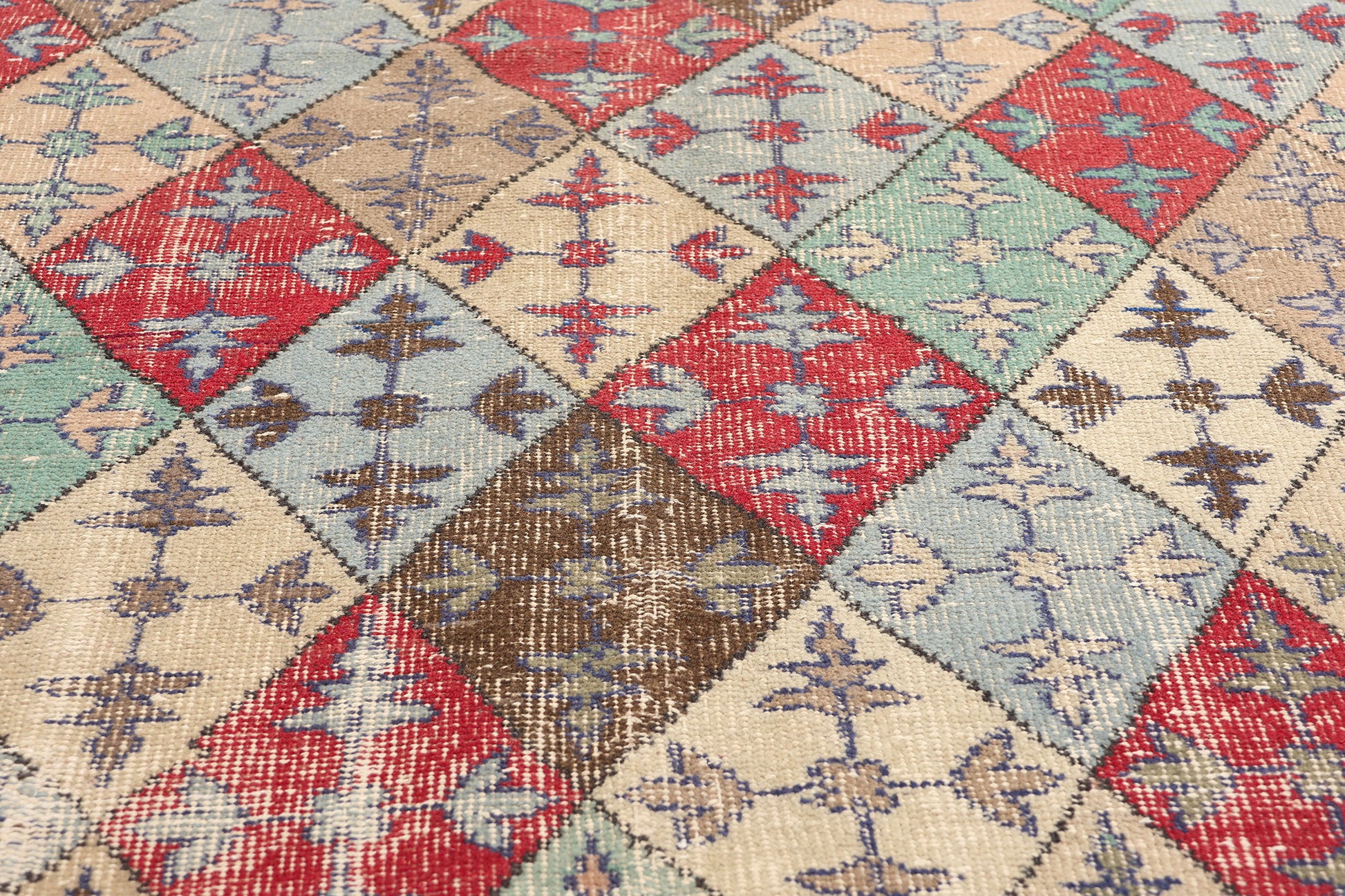 4 x 7 Zeki Muren Vintage Turkish Sivas Rug 51930