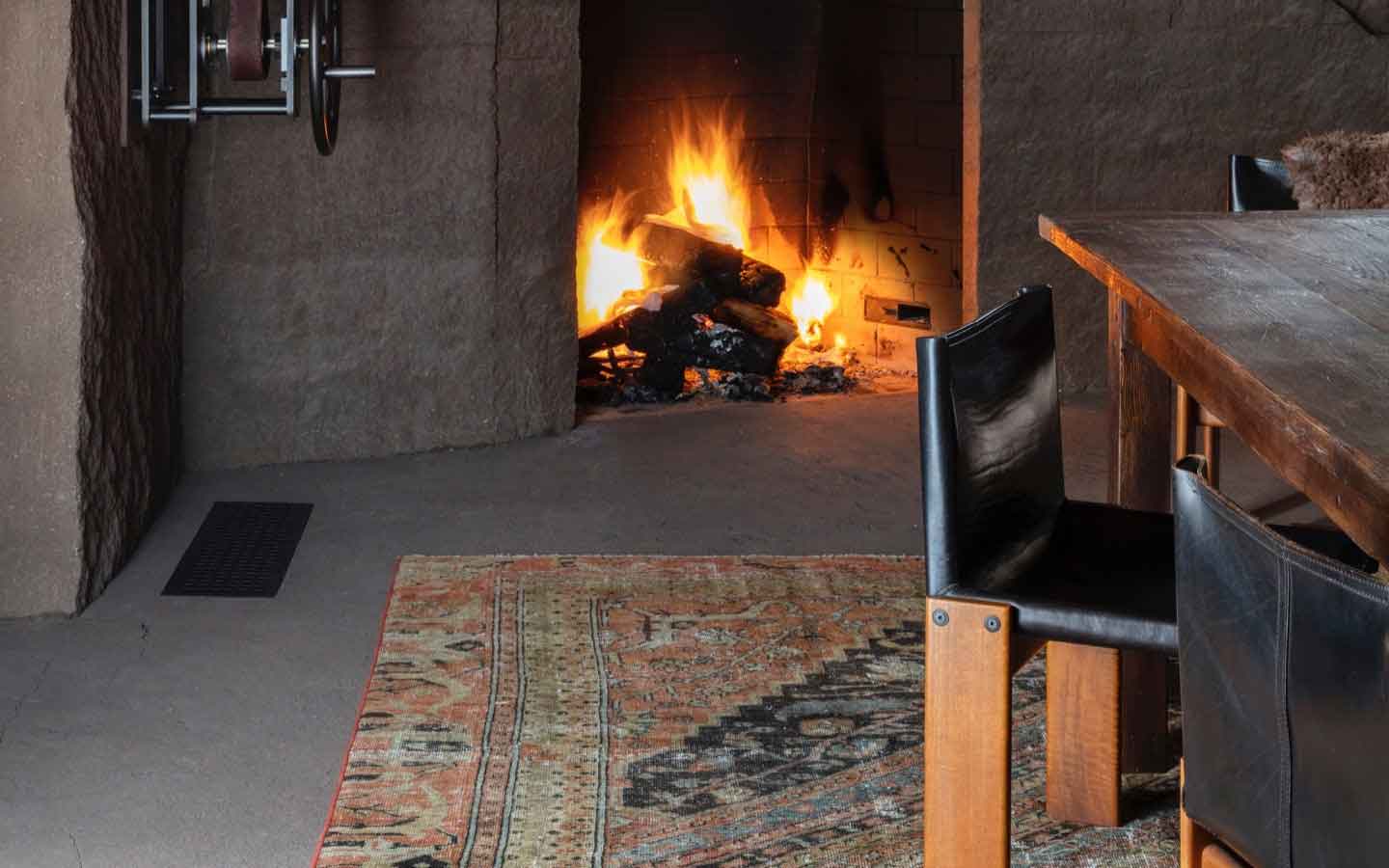 Distressed Rugs Decorating Open Room Fireplace Mountain House