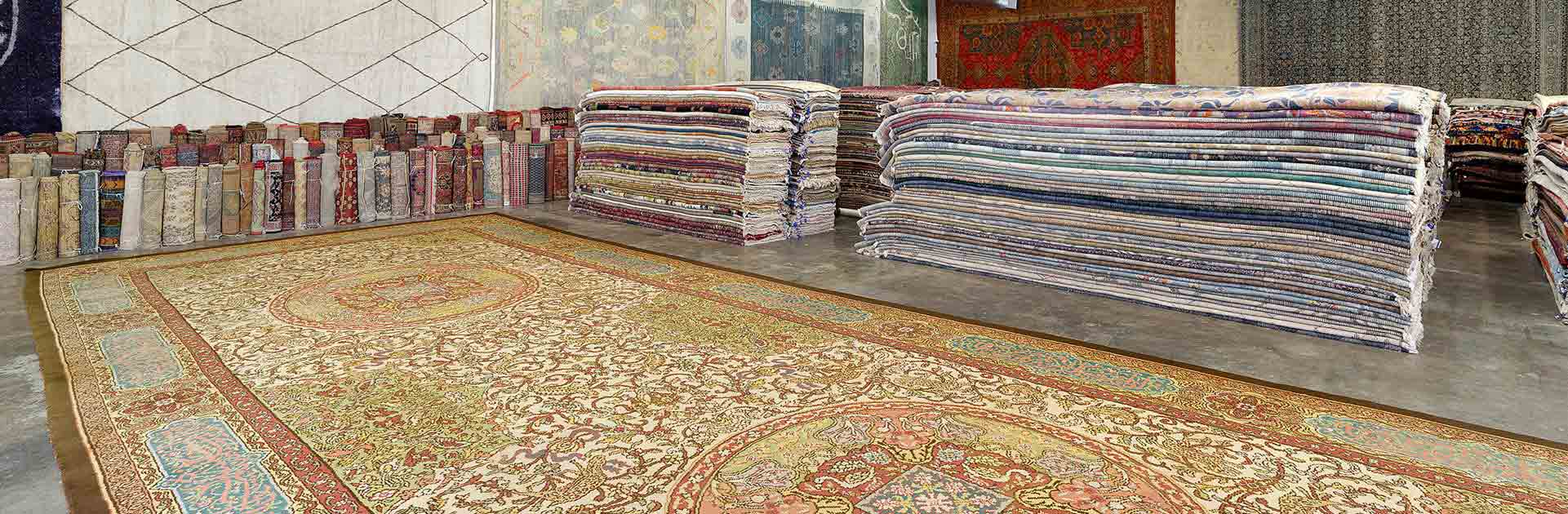 Vintage Rugs Antique Carpets Esmaili Minneapolis-St. Paul, MN