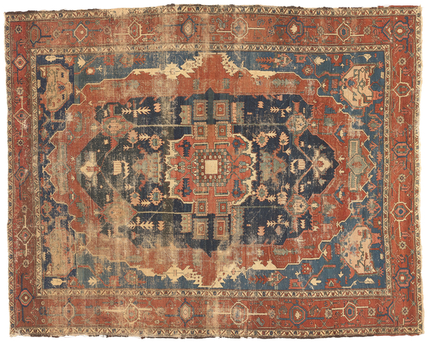 10 x 13 Antique Persian Serapi Rug 78547