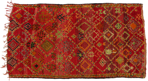 ​5 x 9 Vintage Red Beni MGuild Moroccan Rug 21746