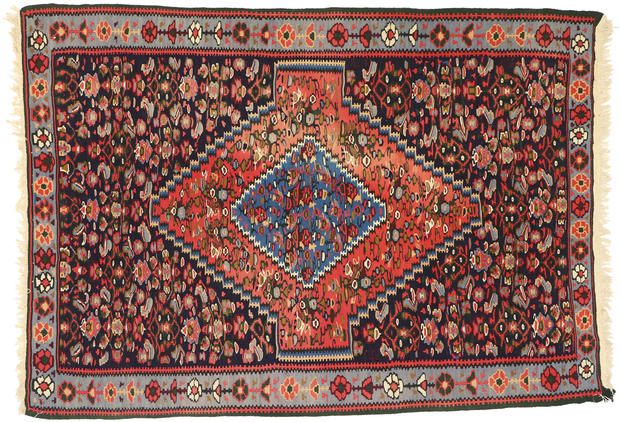 4 x 4 Vintage Bijar Rug 702154 x 4 Vintage Bijar Rug 70215