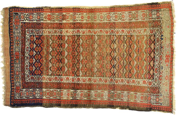 4 x 6 Antique Persian Sarab Rug 70981
