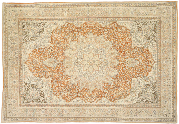 9 x 12 Vintage Sivas Rug 52651