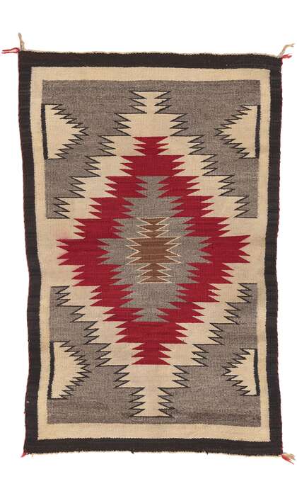 2 x 4 Antique Eye Dazzler Navajo Rug 78639