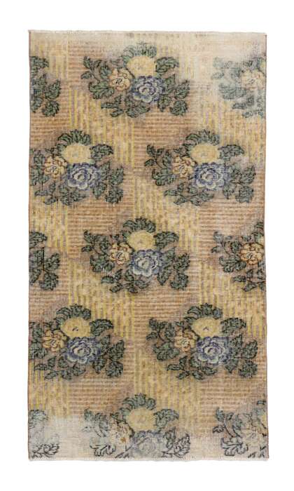 4 x 6 Distressed Vintage Turkish Sivas Rug 51925