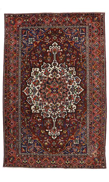 11 x 16 Antique Bakhtiari Rug 77014