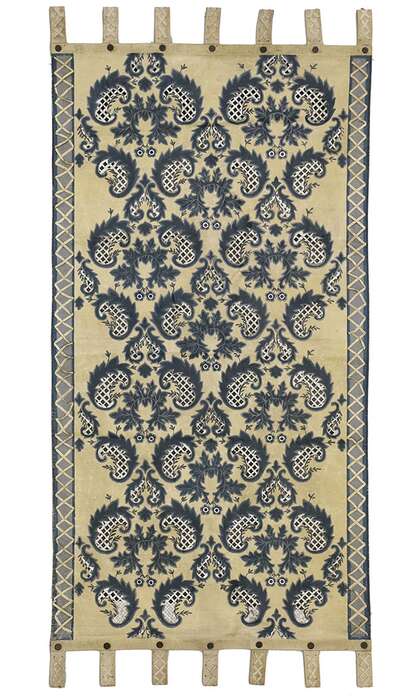 2 x 4 Vintage Tapestry 76894