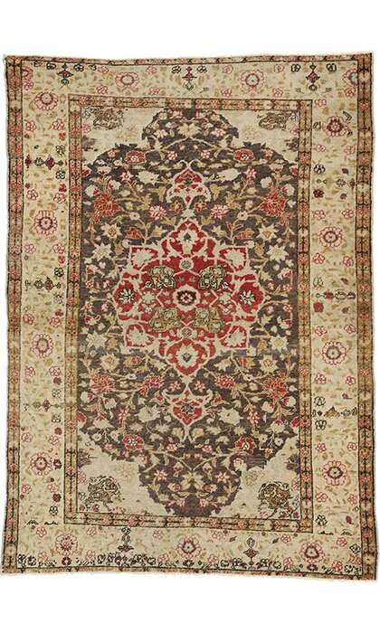 4 x 6 Vintage Sivas Rug 50639