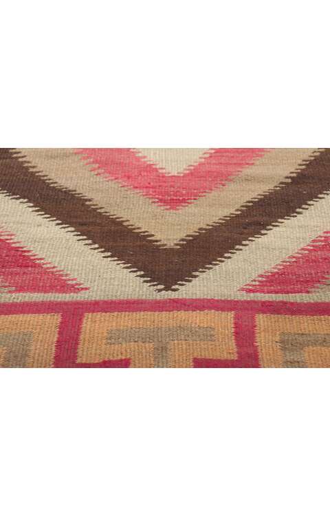 4 x 7 Vintage Navajo Eye Dazzler Rug 78430
